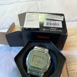 Casio g shock digital watch
